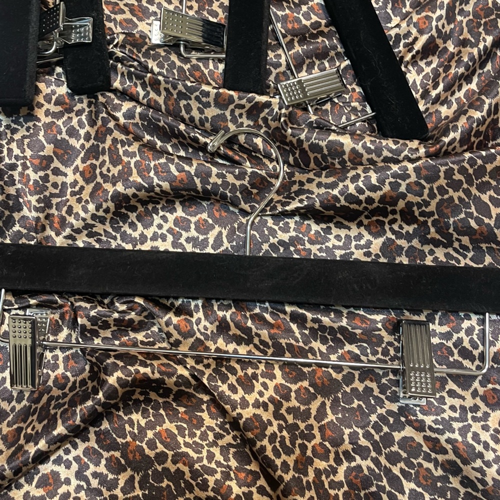10 Crushed Velvet Black and Silver Pant Hangers - Picture 14 of 16